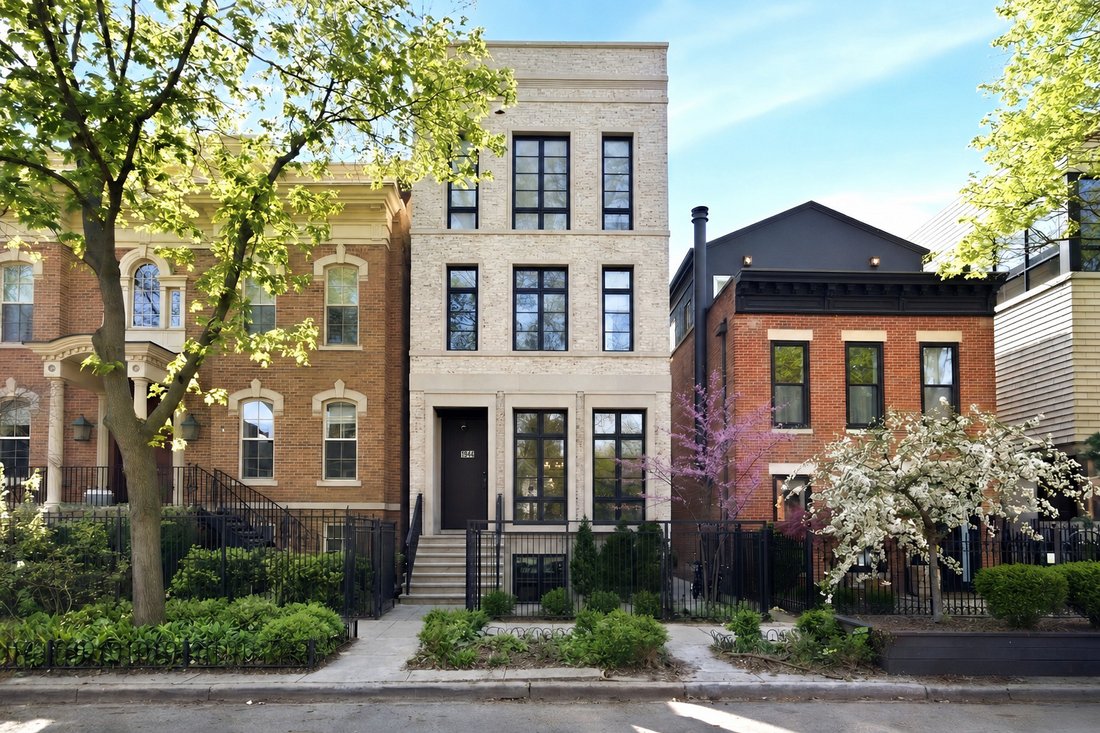 House in Chicago, Illinois, United States 1 - 17949440
