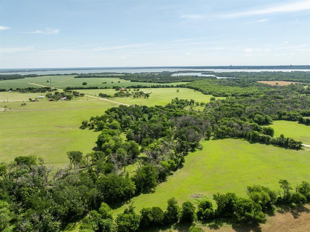 Farm Ranch in Woodway, Texas, United States 5 - 17952562