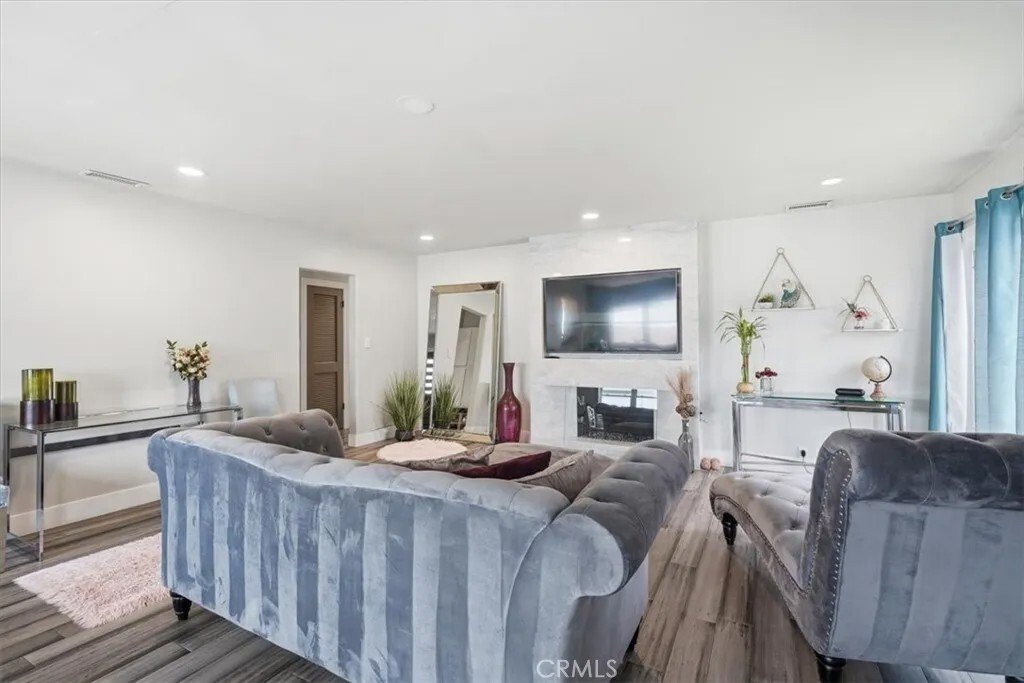 House in Santa Ana, California, United States 5 - 17943690