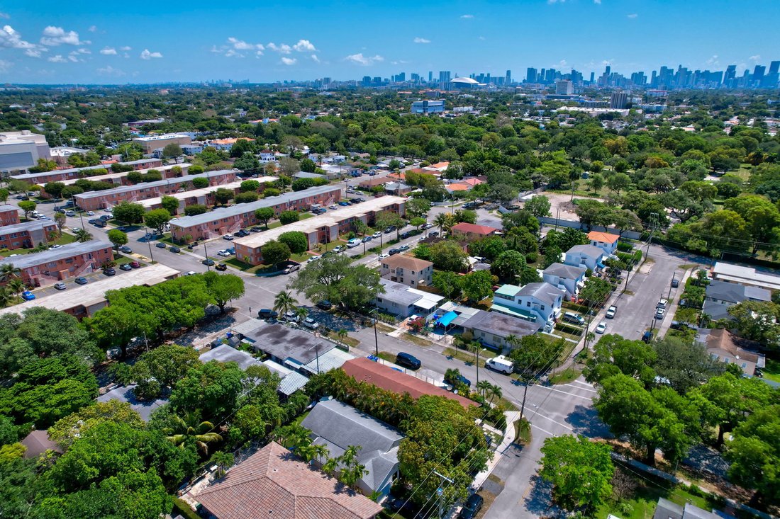 Apartment in Miami, Florida, United States 5 - 17947548