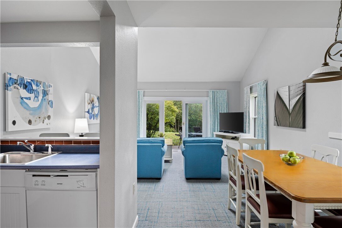 Condo in Jamestown, Rhode Island, United States 3 - 17951637