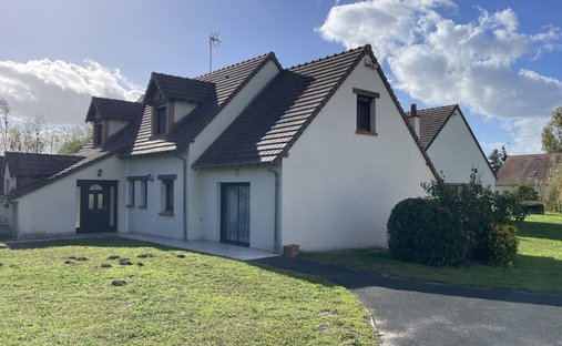 House in Noyers-sur-Cher, Centre-Val de Loire, France 1
