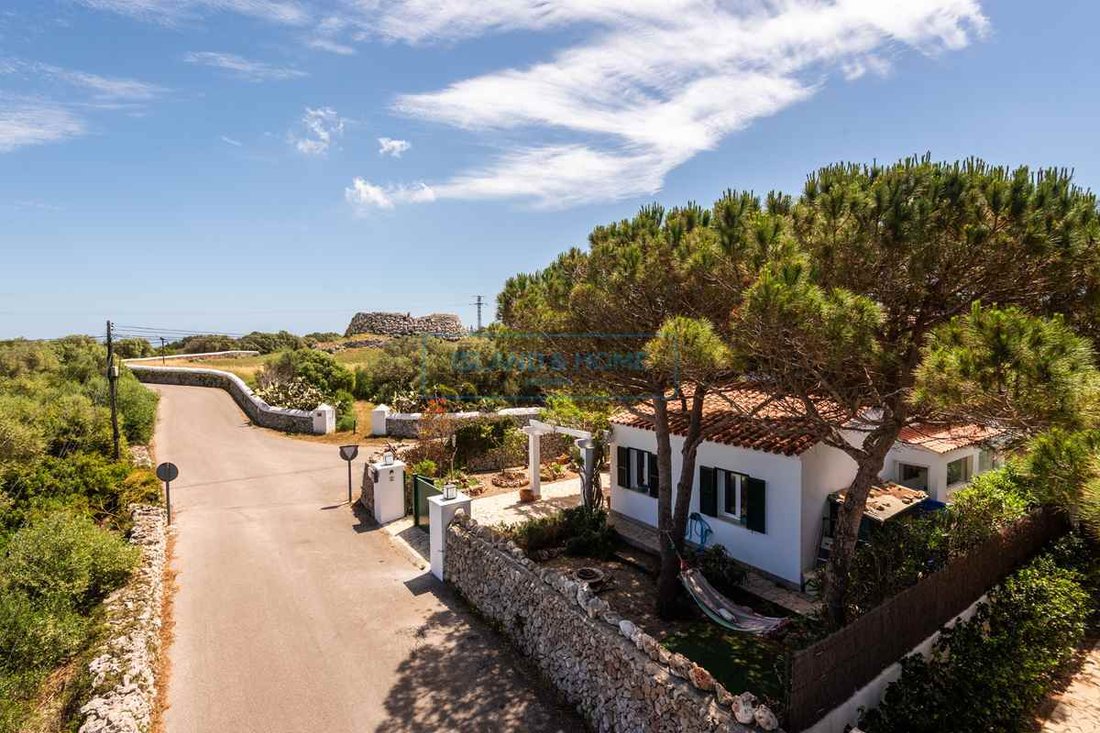 Villa in es Castell, Balearic Islands, Spain 5 - 17947211