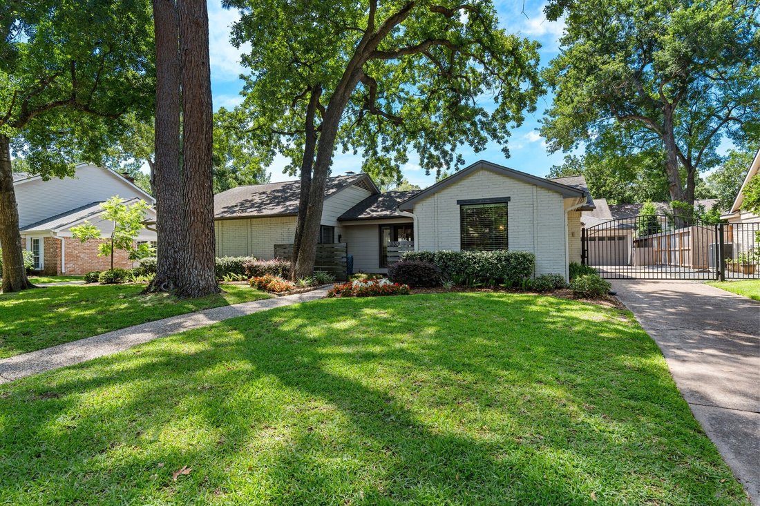 House in Houston, Texas, United States 2 - 17929844