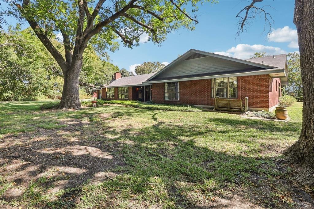 Farm Ranch in Italy, Texas, United States 3 - 17952737
