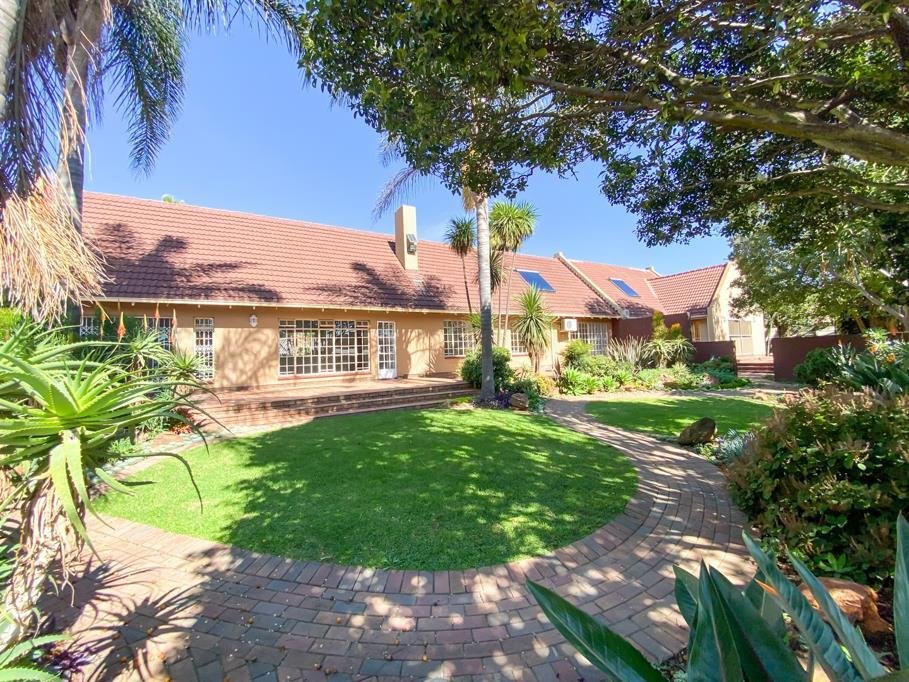 Country House in Kempton Park, Gauteng, South Africa 1 - 17949729