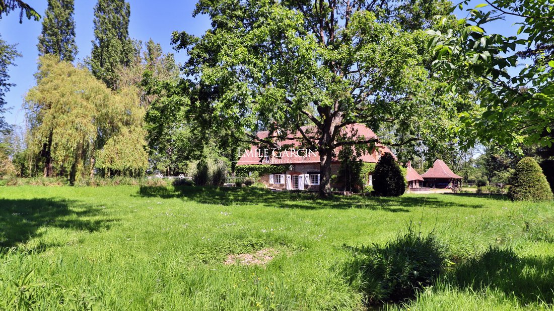 Villa in Verneuil-sur-Avre, Verneuil d'Avre et d'Iton, France 3 - 17954477