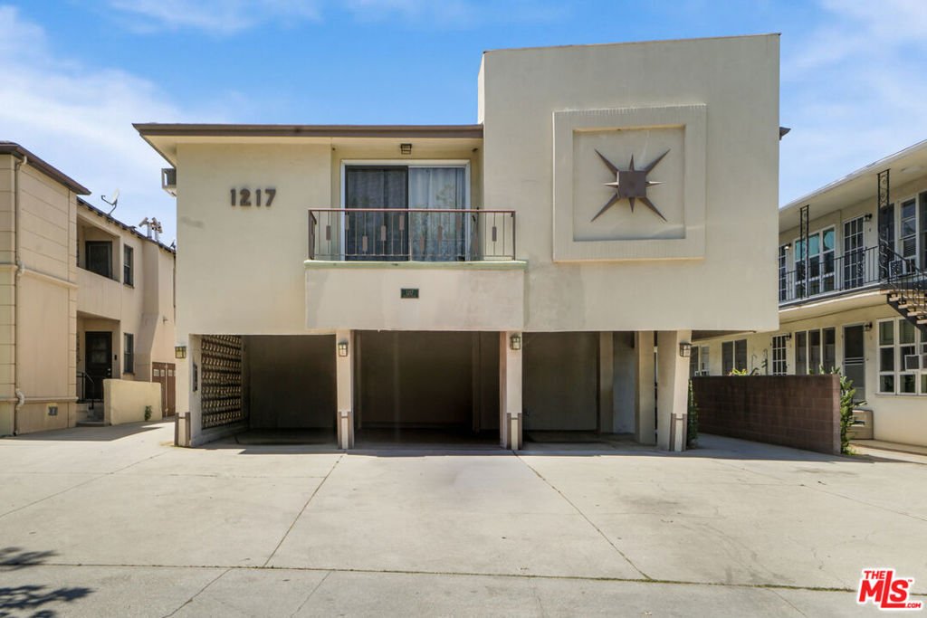 Los Angeles, California, United States 1 - 17953754