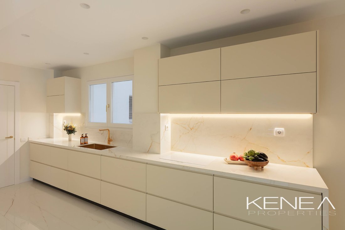 Apartment in Sarrià-Sant Gervasi, Barcelona, Spain 3 - 17947586