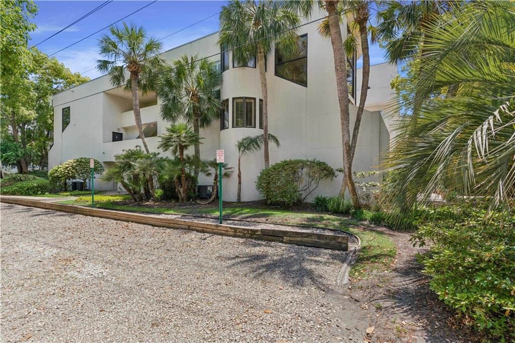 Condo in St. Simons, Georgia, United States 2 - 17874836