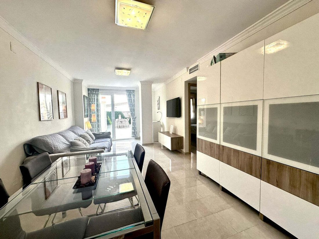 Apartment in Marbella, Andalusia, Spain 2 - 17955992