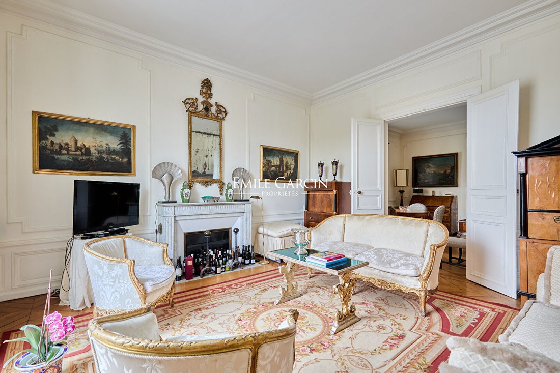 Apartment in Odéon, Paris 6e Arrondissement, Paris 5 - 17954474