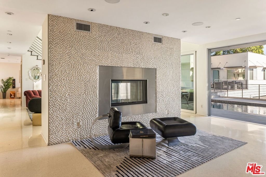 House in Los Angeles, California, United States 4 - 17953781