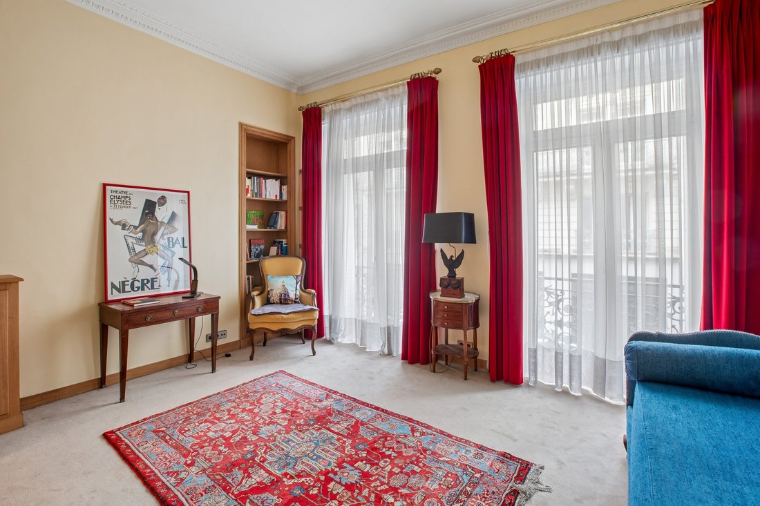 Apartment in Hoche-Friedland, Paris 8e Arrondissement, Paris 5 - 17955548