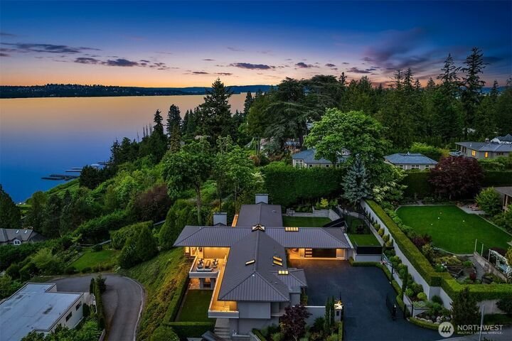 House in Medina, Washington, United States 1 - 17955703