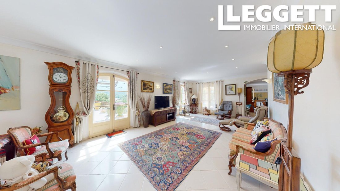 Villa in Villecroze, Provence-Alpes-Côte d'Azur, France 3 - 17951783