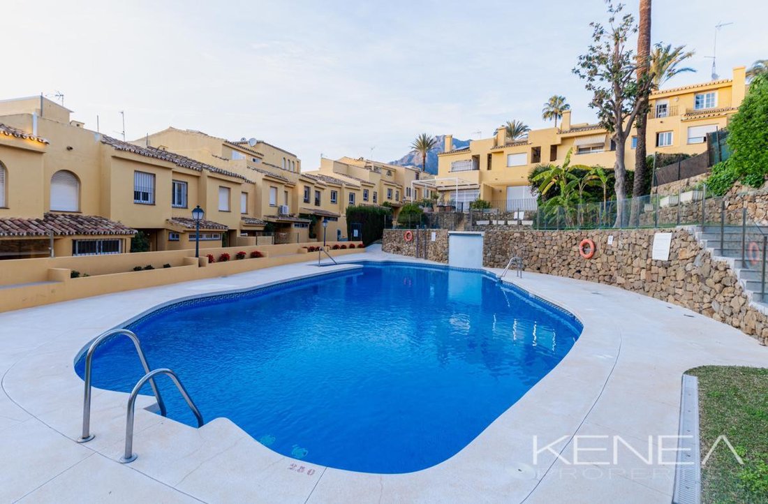 Townhouse in Marbella, Andalusia, Spain 4 - 17947232