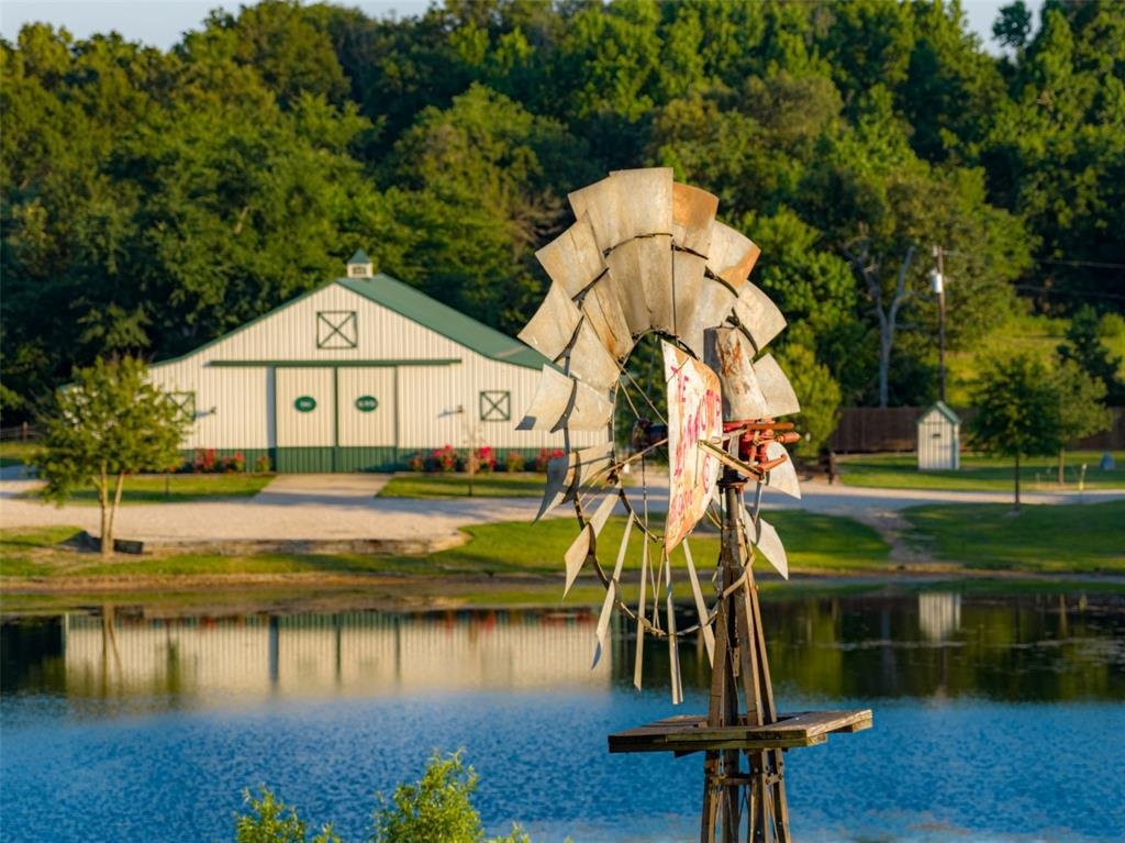 Farm Ranch in Ben Wheeler, Texas, United States 3 - 17952639