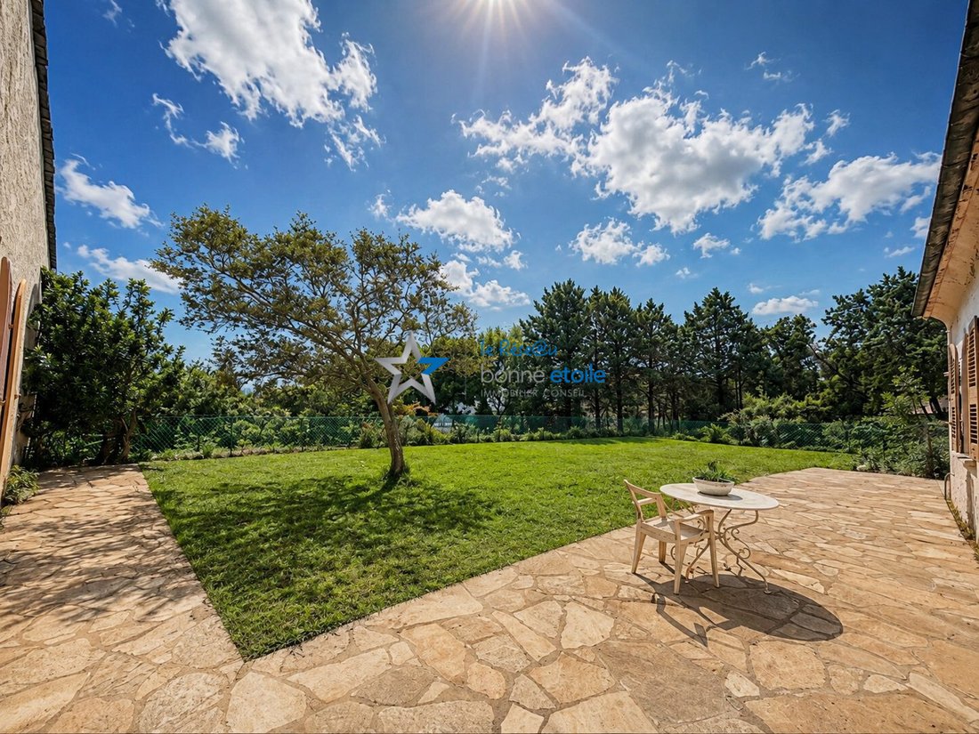 Villa in Ouest et Sud, Borgo, France 1 - 17955368