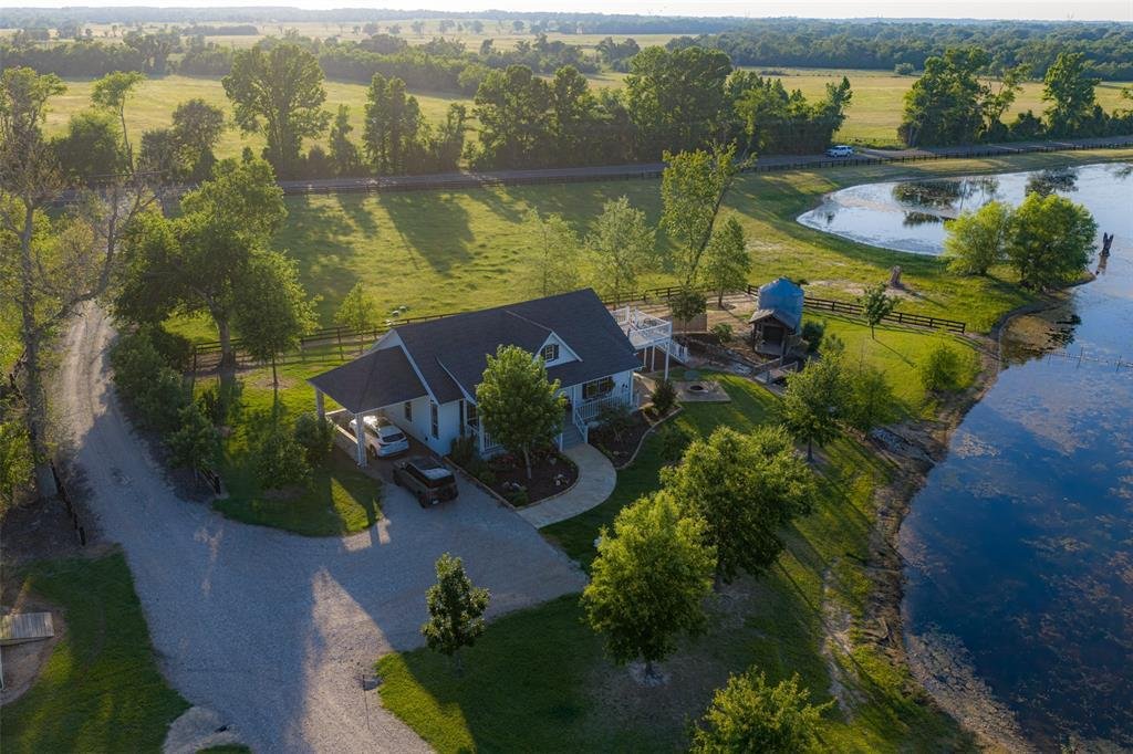 Farm Ranch in Ben Wheeler, Texas, United States 2 - 17952639