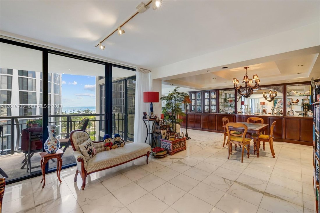 Condo in Miami, Florida, United States 4 - 17953277