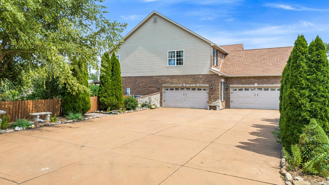 House in Columbia, Illinois, United States 3 - 17949457