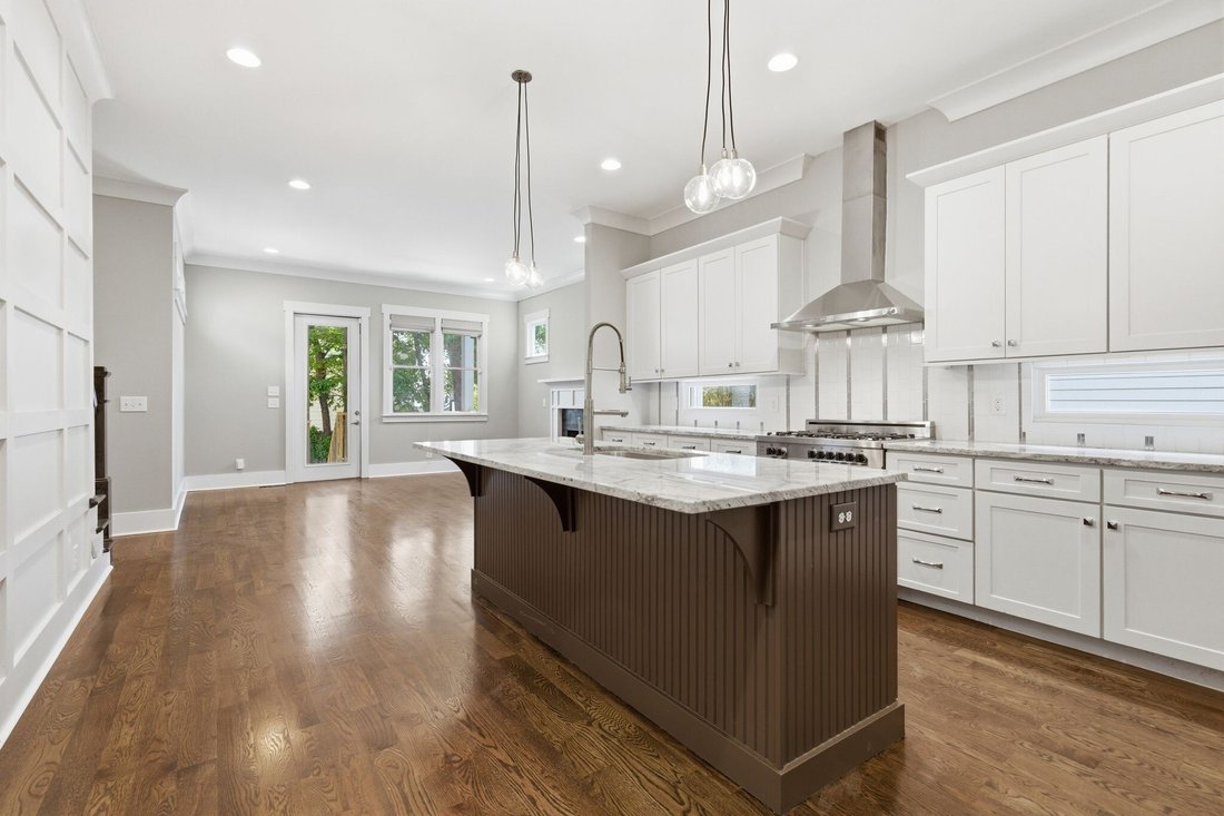 Co Op in Nashville, Tennessee, United States 1 - 17953400