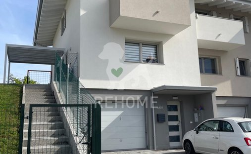 Maison à Buttrio, Frioul-Vénétie julienne, Italie 1