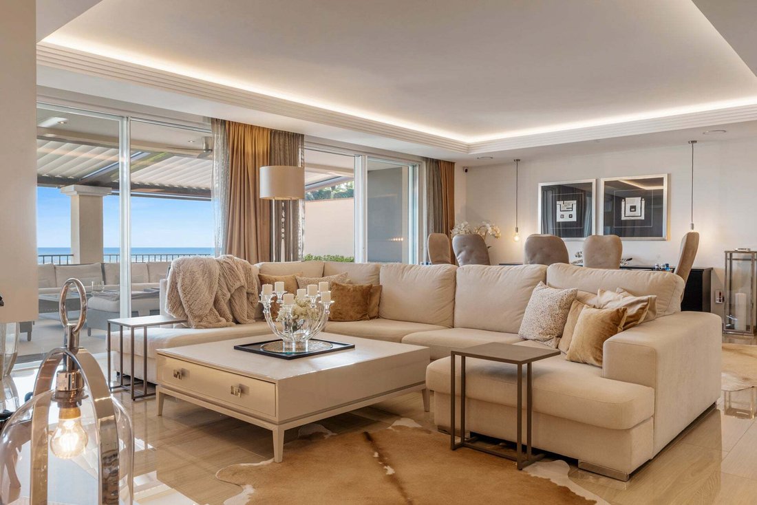 Apartment in Benahavis, Andalusia, Spain 2 - 17951512