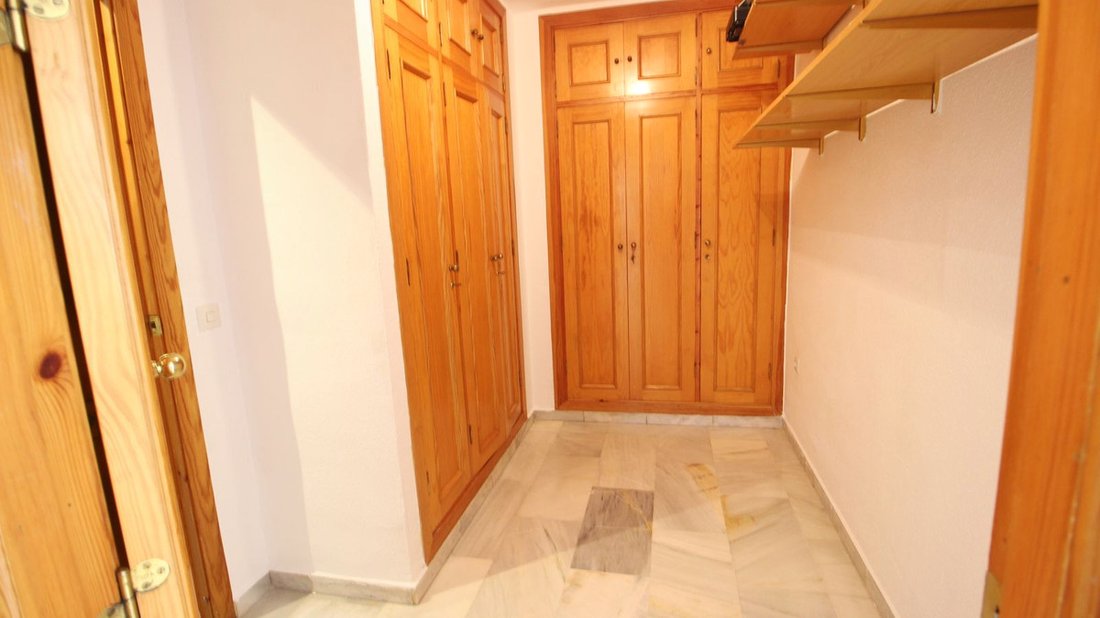 Penthouse in Marbella, Andalusia, Spain 3 - 17947441