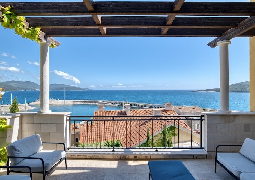 Apartment in Milovići, Tivat Municipality, Montenegro 4 - 17947768