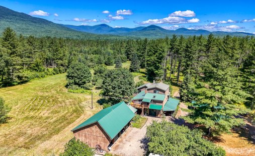 House in Freeman Township, Maine, United States 1