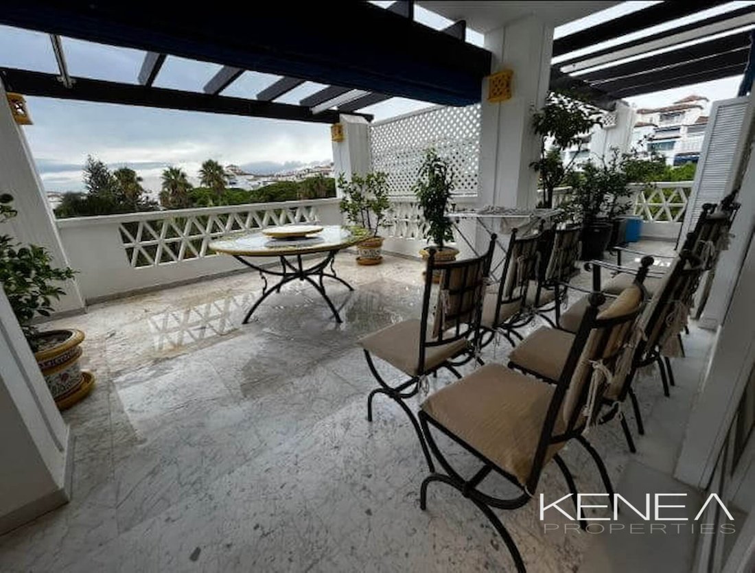Apartment in Puerto Banus, Marbella, Spain 4 - 17947698