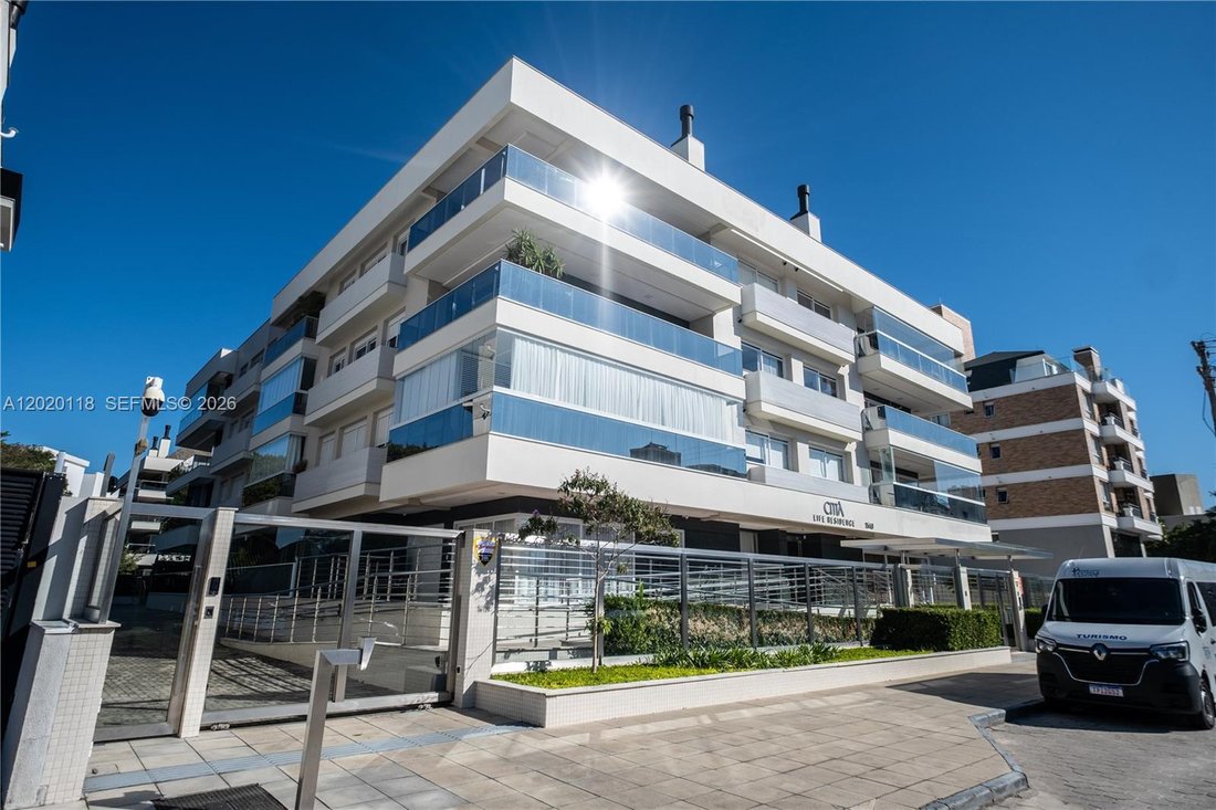Condo in Jurere Leste, State of Santa Catarina, Brazil 1 - 17953320