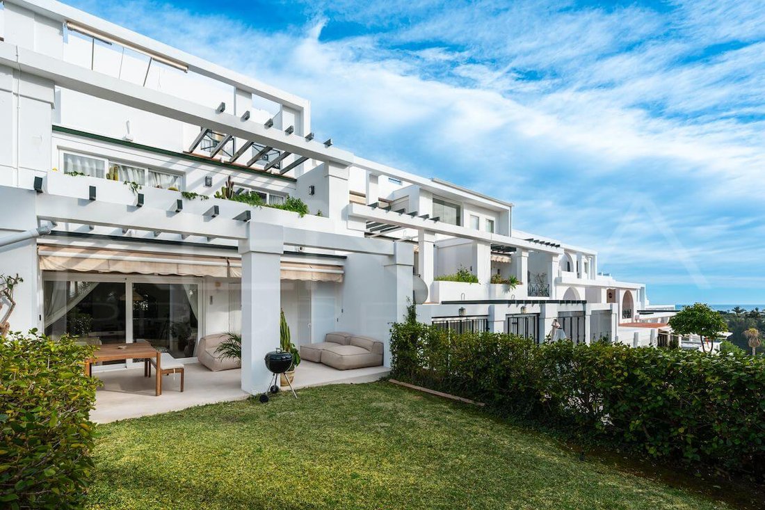 Apartment in La Quinta, Benahavis, Andalusia 1 - 17947612