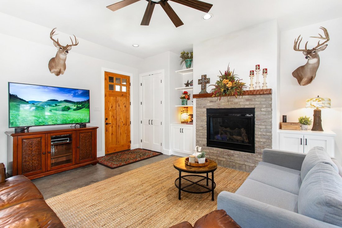 House in Wimberley, Texas, United States 4 - 17951780