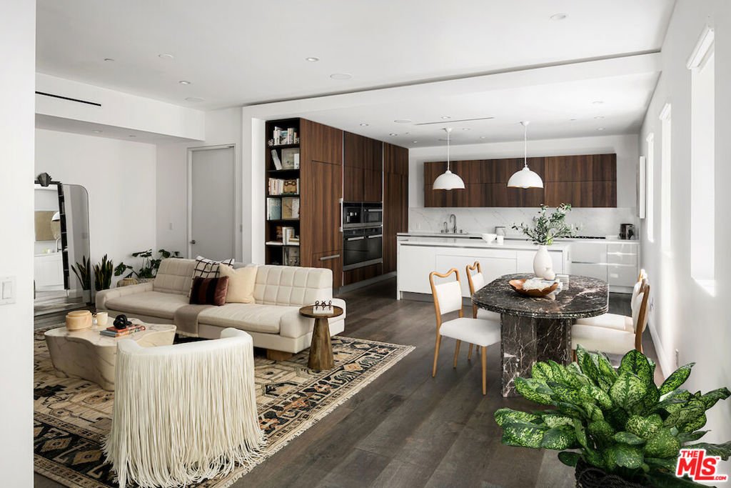 Condo in Los Angeles, California, United States 5 - 17953775