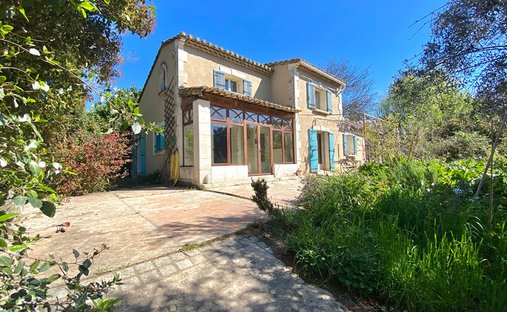 Villa in Saint-Rémy-de-Provence, Provence-Alpes-Côte d'Azur, France 1