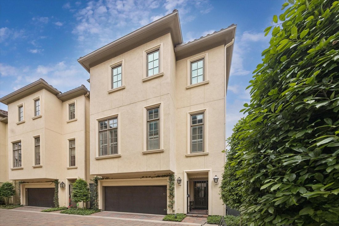 House in Houston, Texas, United States 2 - 17952925