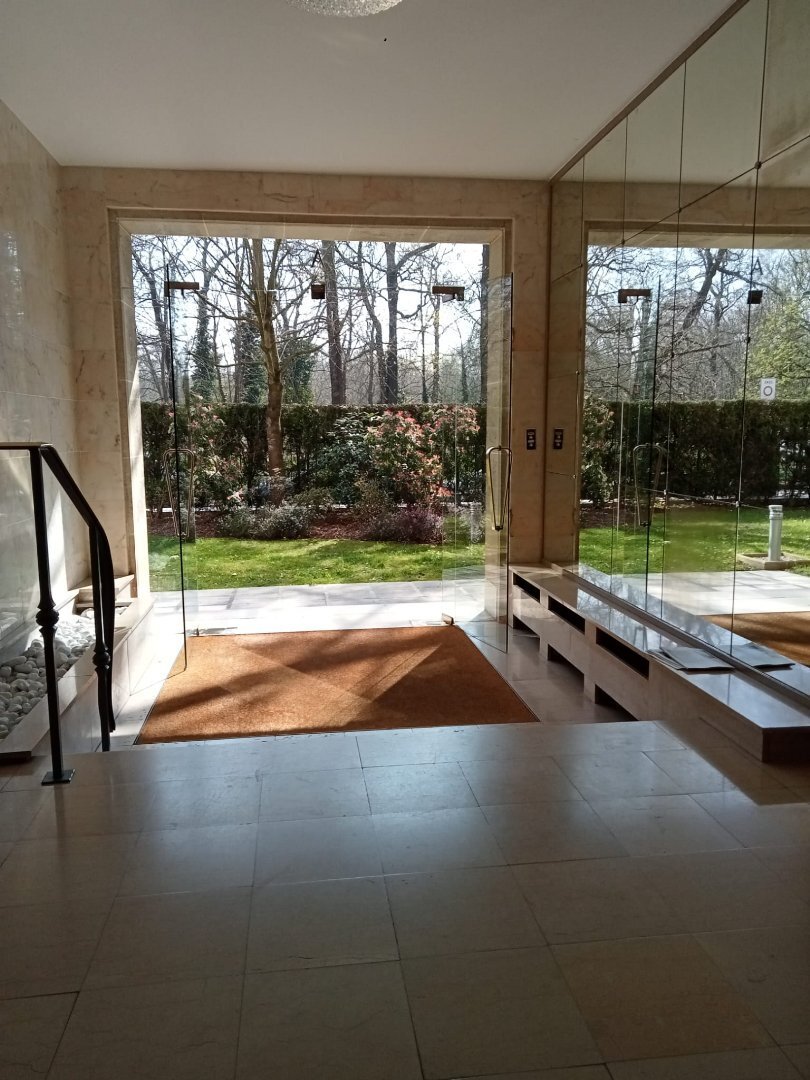 Apartment in Fontenay-sous-Bois, Ile-de-France, France 2 - 17953053