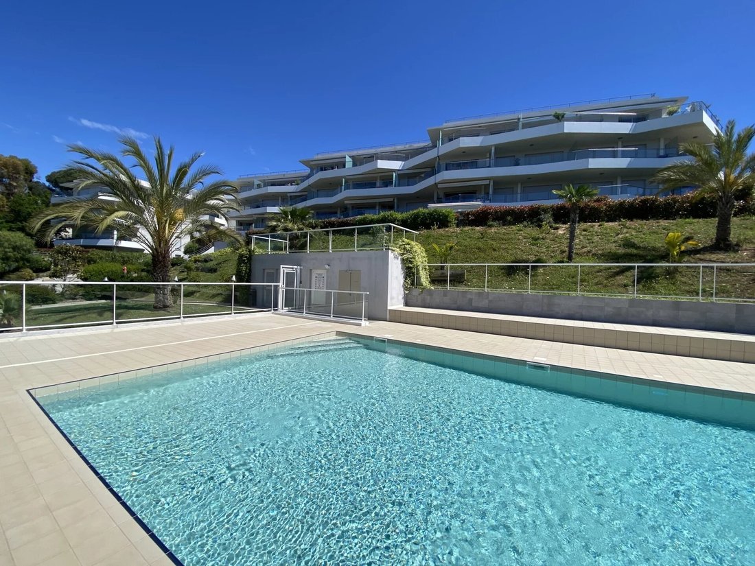 Apartment in Nice, Provence-Alpes-Côte d'Azur, France 1 - 17953291