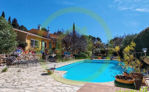 House in Le Castellet, Provence-Alpes-Côte d'Azur, France 1