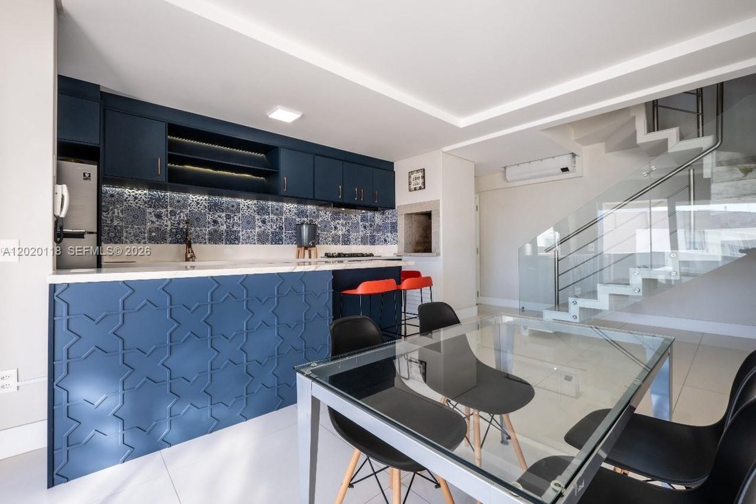 Condo in Jurere Leste, State of Santa Catarina, Brazil 4 - 17953320