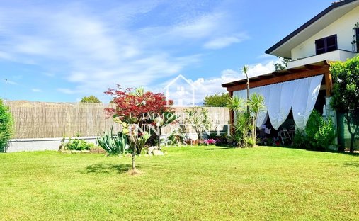Country House in Poveromo, Massa, Italy 1