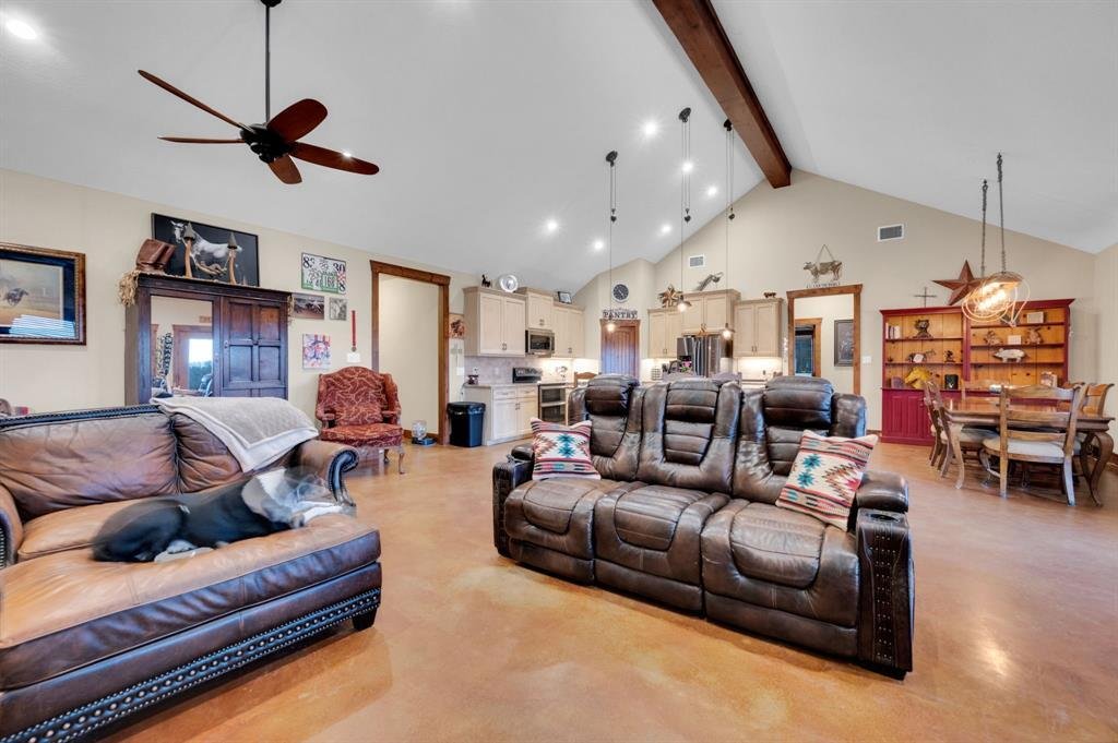 Farm Ranch in Ennis, Texas, United States 5 - 17952421