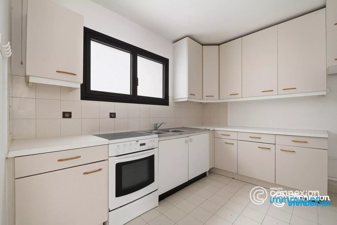 Apartment in Belleville-Saint Maur, Paris 11e Arrondissement, Paris 4 - 17908030