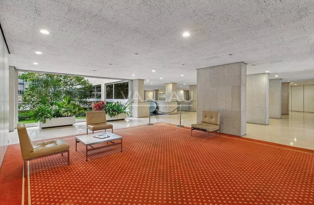 Apartment in Porte Dauphine, Paris 16e Arrondissement, Paris 2 - 17948936