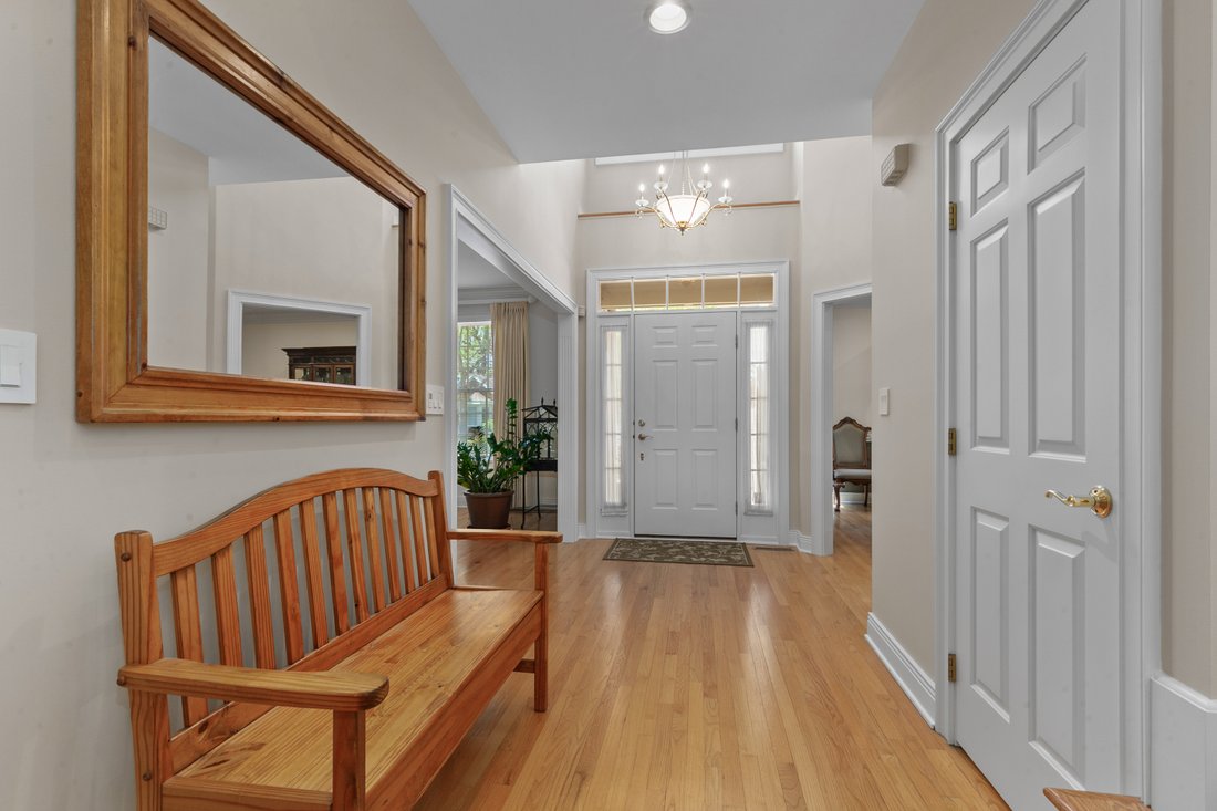 House in Lake Bluff, Illinois, United States 2 - 17950719