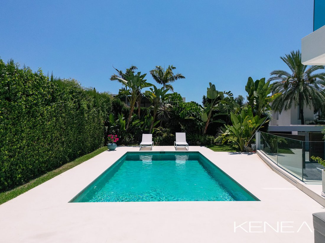 Villa in Puerto Banus, Marbella, Spain 2 - 17947422
