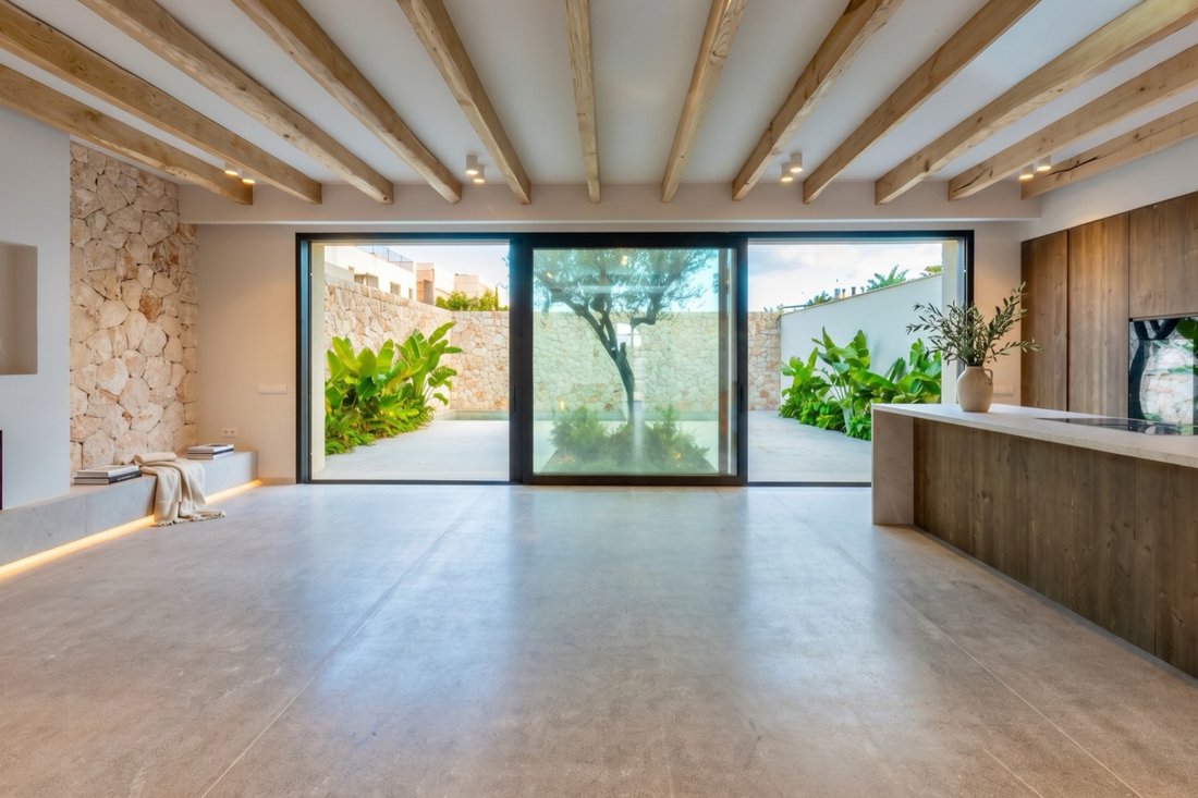 Townhouse in ses Salines, Balearic Islands, Spain 3 - 17947136